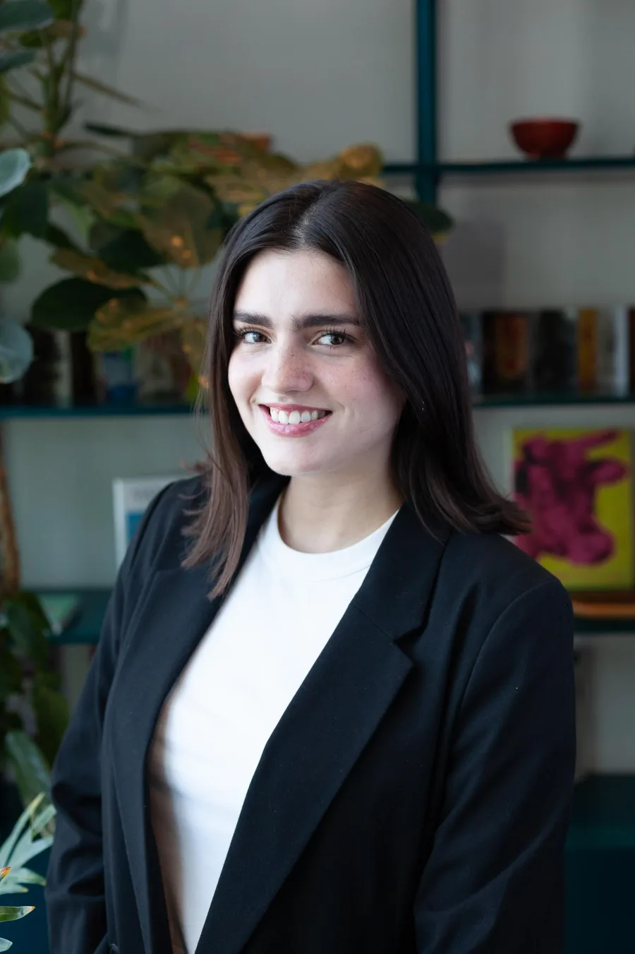 Retrato de Paola Castro, diseñadora UX/UI en ADGO